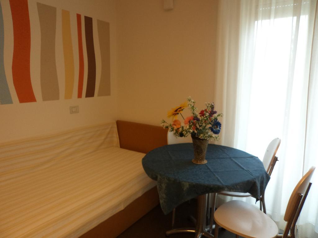 Residence Nocchiero Riccione Chambre photo